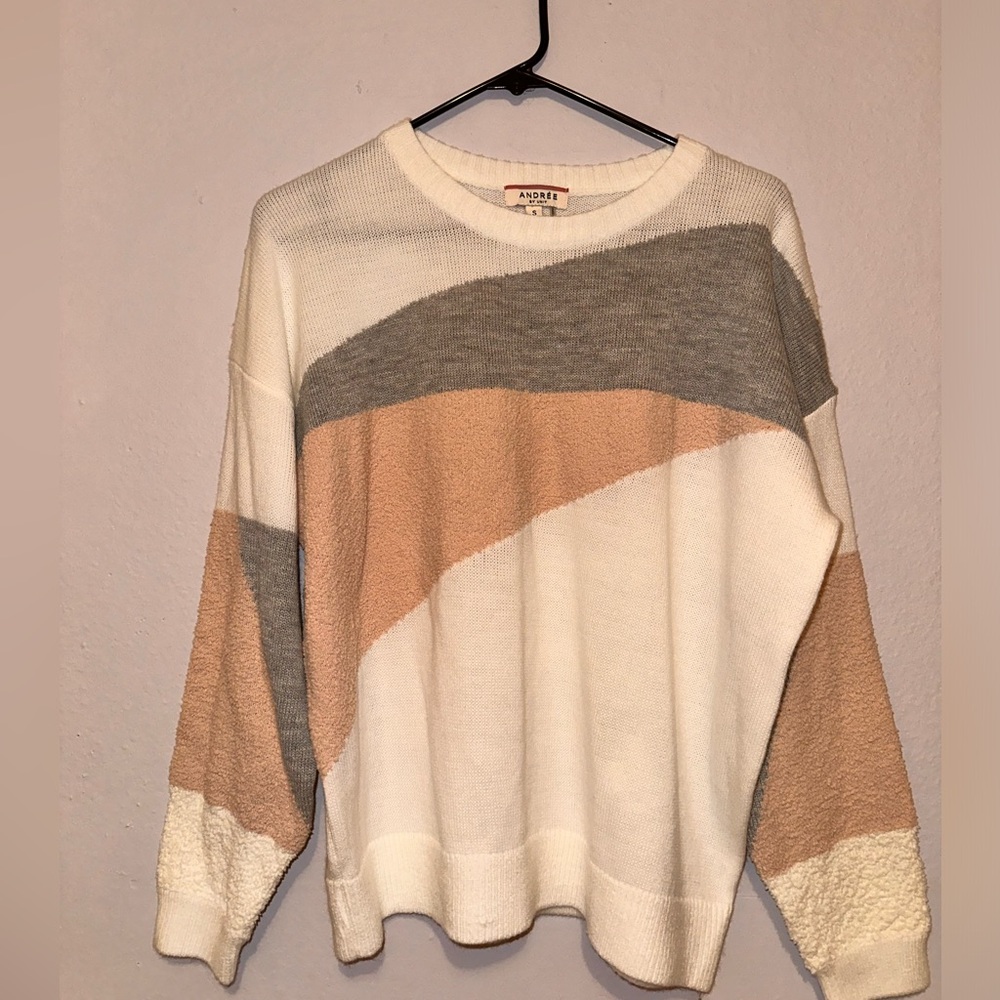 Andree sweater size s